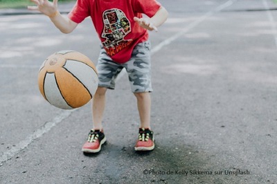 Image de l'événement Stages de Dimension sport : escalade, nature, pâtisserie, science...