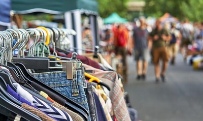 Brocante du quartier de la Tombale