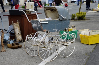 Brocante à Yvoir