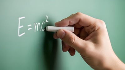 Image de l'événement Conférence "E=MC² : qu'évoque pour vous cette formule ?" - Braine-l'Alleud