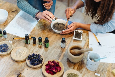 Image de l'événement Atelier cosmétique : fabriquer une lotion vivante - Perwez