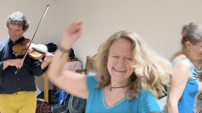 Image de l'événement Stage de danse folk avec Elena (EléDanse)